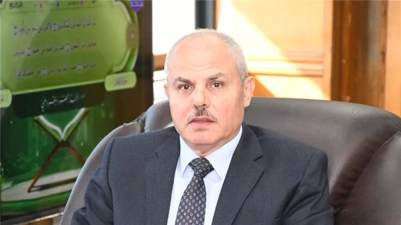 رئيس جامعة قناة السويس يستقبل القنصل العام لجمهورية الصين الشعبية 
