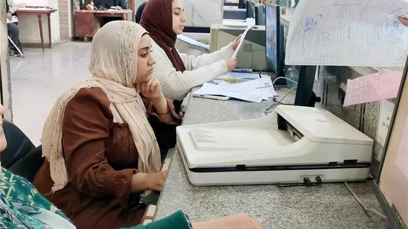 رئيس مركز ومدينة كفر الشيخ يتابع الخدمات المقدمة للمواطنين
