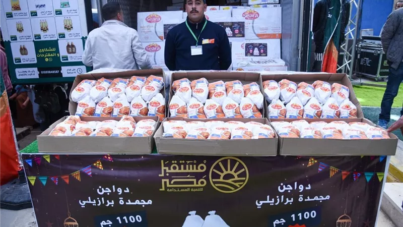  منفذ متحرك بالإسكندرية لتوفير السلع الغذائية بأسعار مخفضة