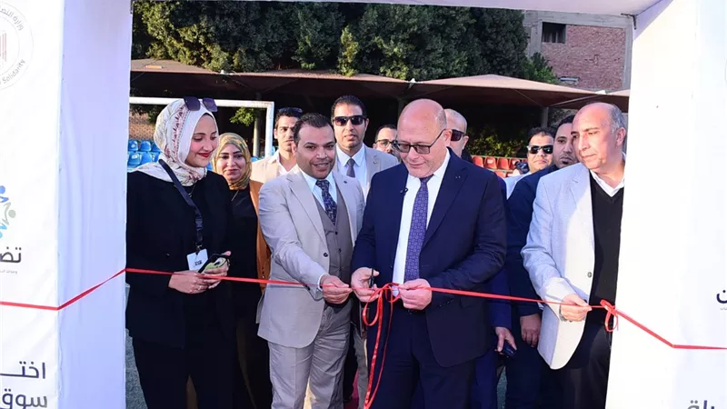 رئيس جامعة سوهاج يعلن عن توفير 500 فرصة عمل للطلاب