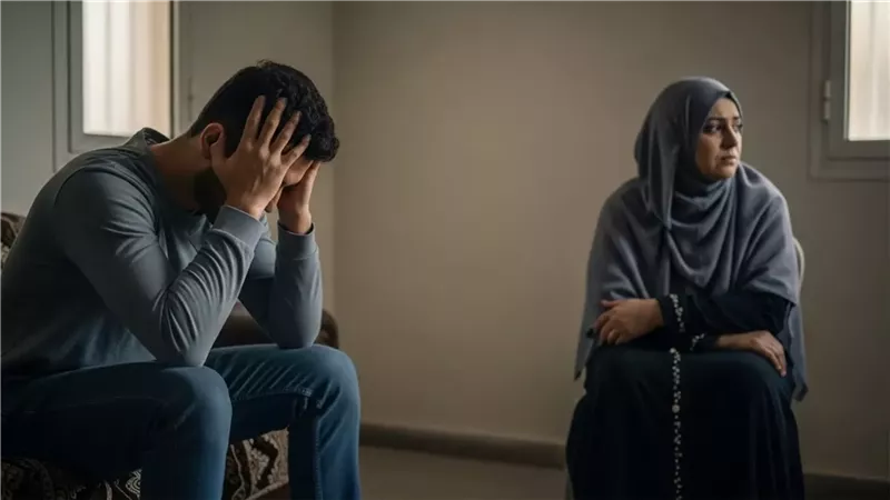 زوجتي كثيرة الشكوى ومسرفة في الشراء..ماذا أفعل؟ أمين الفتوى يجيب