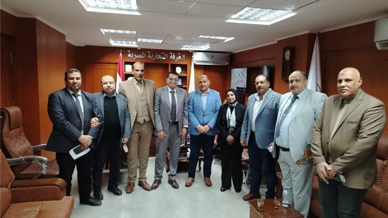 «تجارية كفرالشيخ وتنمية المشروعات» يبحثان سبل دعم الكيانات الاقتصادية