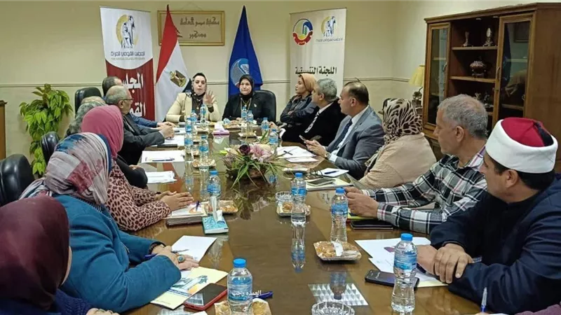 بحث آليات تفعيل اللجنة التنسيقية لمناهضة العنف ضد المرأة بالبحيرة