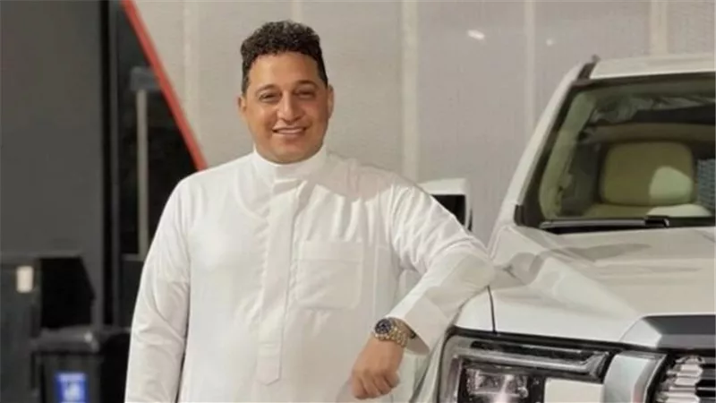 بجوار سيارته الفاخرة.. رضا البحراوي يعيش أجمل شعور في العالم 