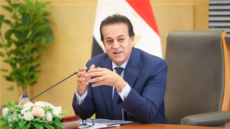 وزير الصحة يستعرض تقريرًا عن إنجاز 33 زيارة ميدانية لـ58 مستشفى و62 وحدة 