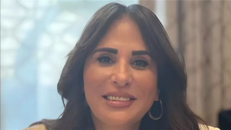 وزيرة الإسكان: لا تهاون مع العشوائية ومخالفات الانتظار