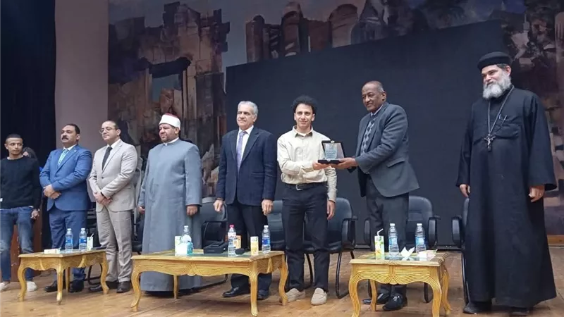 جامعة أسوان تشارك في ورشة 