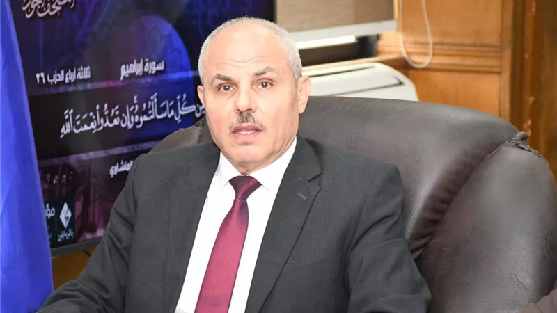 جامعة قناة السويس تستقبل وكيل الأزهر الشريف لمناقشة رسالة ماجستير