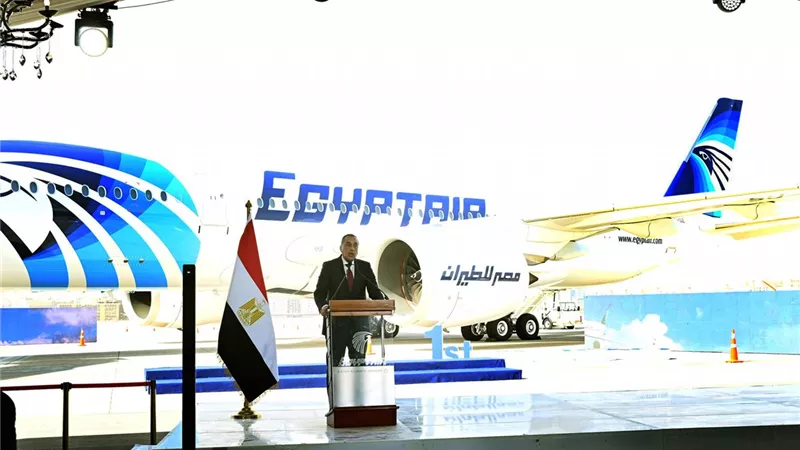 مدبولي: خطة لاعتماد منظومة رقمية كاملة في المطارات المصرية