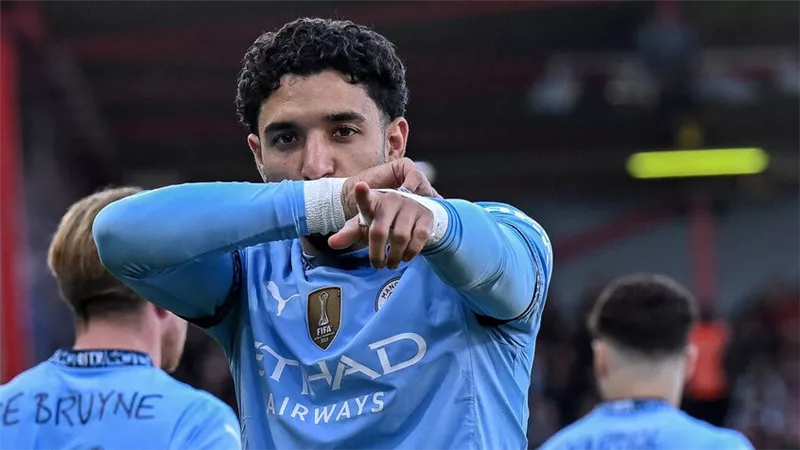 عمر مرموش يقود تشكيل مانشستر سيتي أمام سالفورد في كأس الاتحاد الإنجليزي