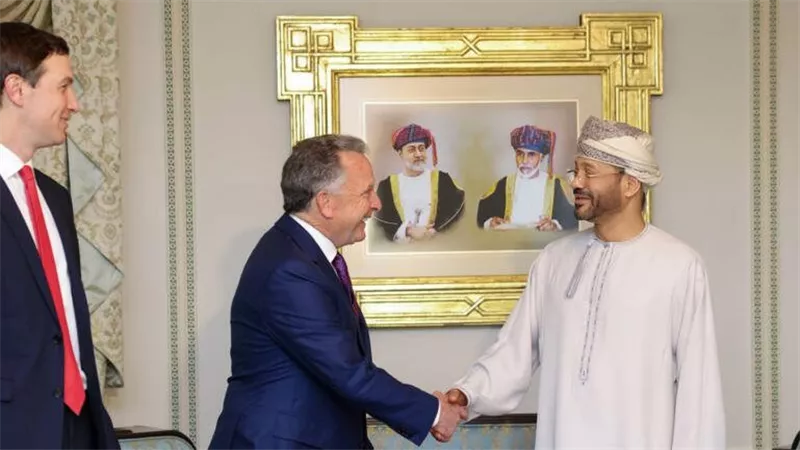 إيران تعرض تعليق تخصيب اليورانيوم 3 سنوات في مناورة دبلوماسية بجنيف