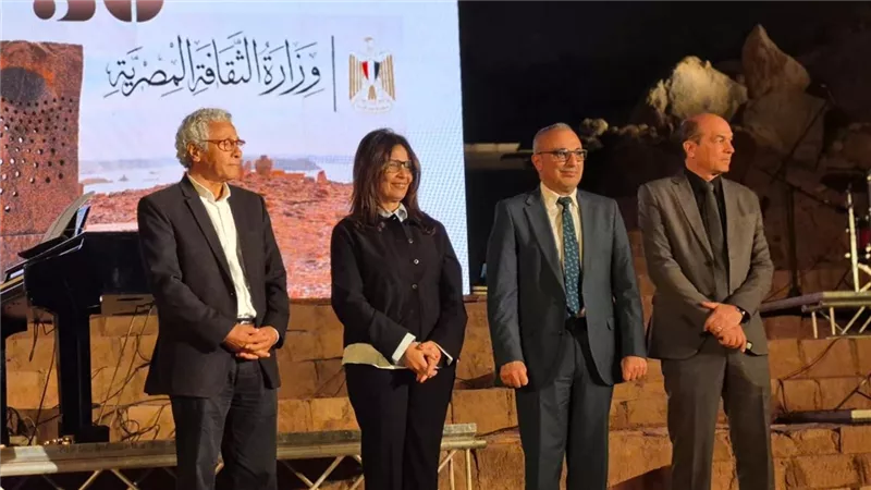  ليلة في حضرة الفن.. أسوان تختتم عرسها التشكيلي الكبير