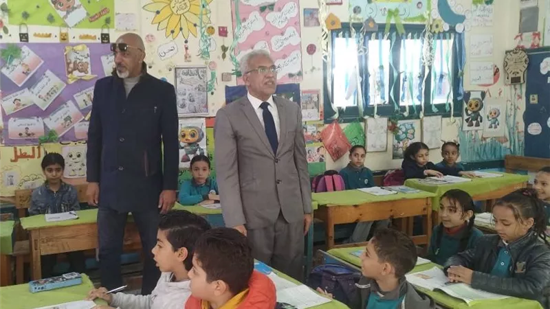 وكيل تعليم الإسماعيلية يواصل جولاته الميدانية لتفقد سير العملية التعليمية 
