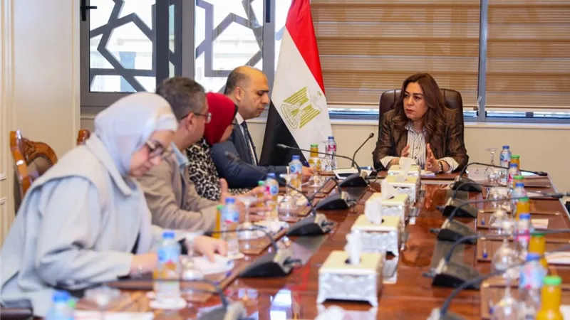 بعد شكاوى المواطنين.. تحرك حكومي عاجل لكشف أسباب الرائحة المجهولة بالجيزة