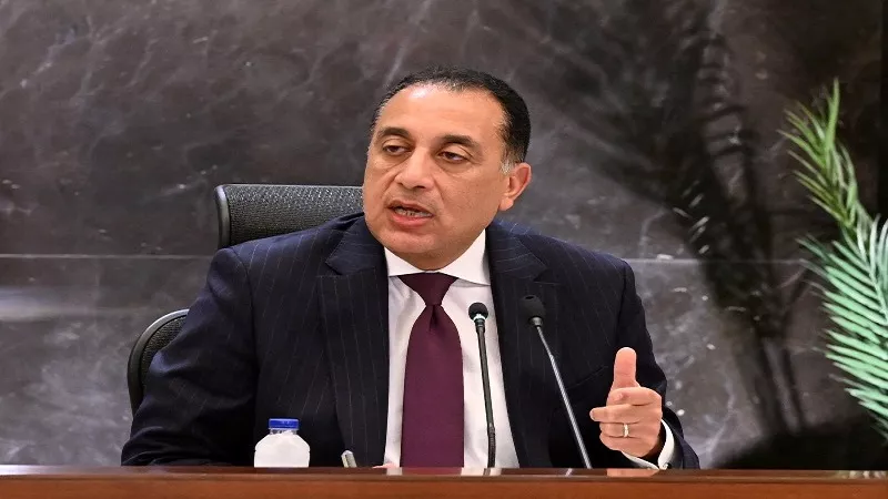 مدبولي يعلن زيادة المرتبات بتوجيهات رئاسية غير اعتيادية|فيديو