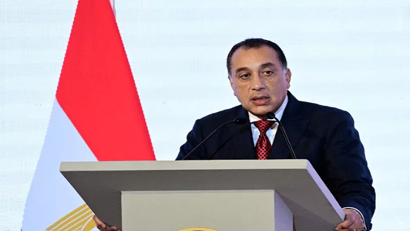 ردًا على سؤال.. مدبولي: زيادة الرواتب للأسرة تصل لـ10 آلاف جنيه|فيديو