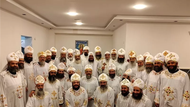 بحضور الأسقف العام.. تفاصيل اجتماع مجمع كهنة «إسنا وأرمنت» بالأقصر|صور