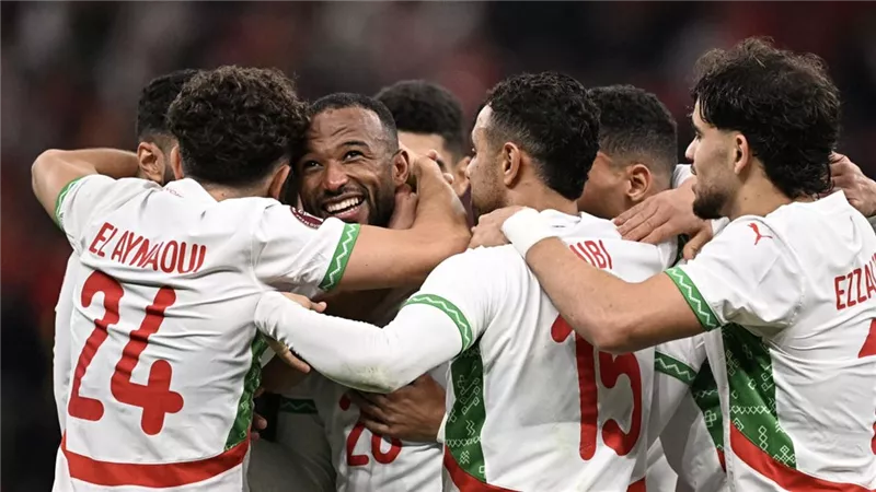 أسد مغربي جديد على رادار باريس سان جيرمان في الميركاتو الصيفي