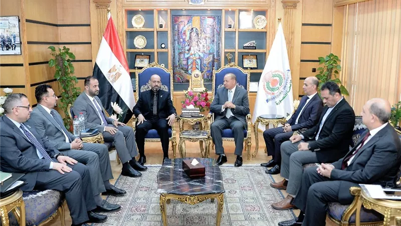 وفد من «العين» العراقية يزور جامعة المنصورة 