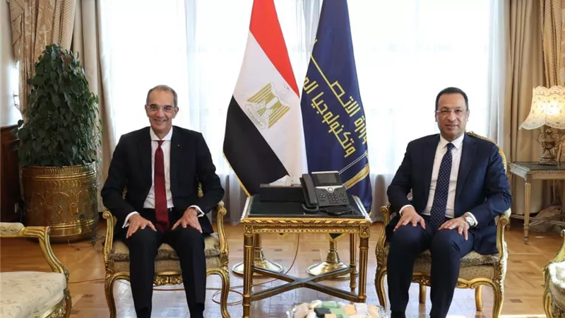 وزير الاتصالات الجديد يستقبل عمرو طلعت ويستعرض مستقبل مصر الرقمية