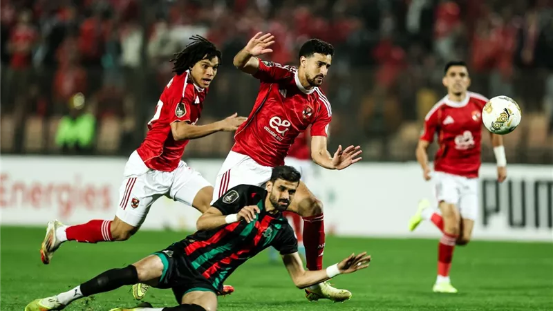 60 دقيقة .. الأهلي يواصل البحث عن هدف أمام الجيش الملكي 