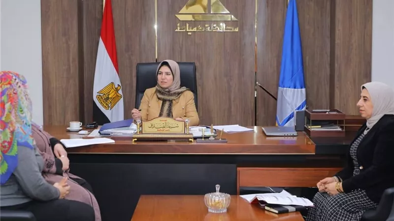 نائب محافظ دمياط تتابع الموقف التنفيذى لمشروعات «حياة كريمة»