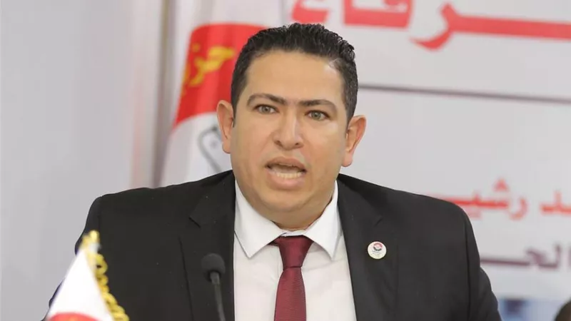 قيادي حزبي: الدولة تستكمل الإصلاح الاقتصادي وتعزز شبكات الأمان الاجتماعي