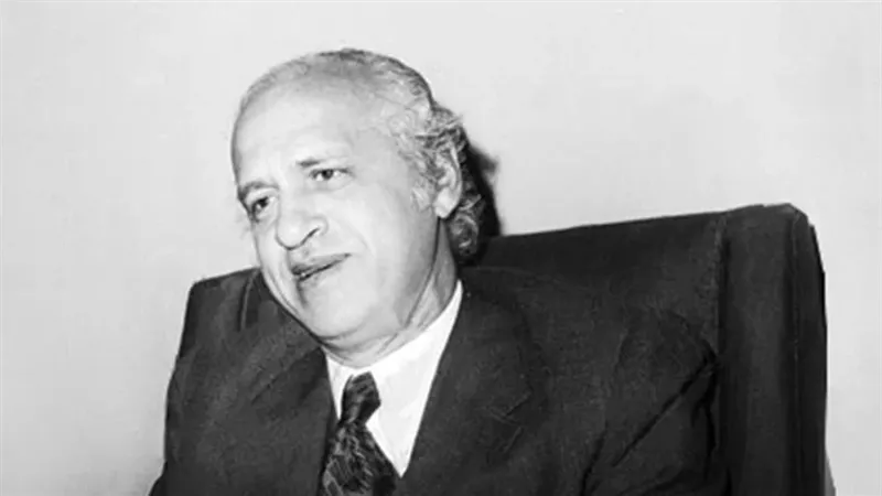 فؤاد محيي الدين.. رئيس وزراء عارض ثورة يوليو وتوفي في مكتبه بأزمة قلبية