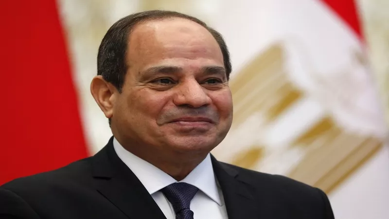 رئيس جامعة المنوفية يهنئ الرئيس السيسي بحلول شهر رمضان 