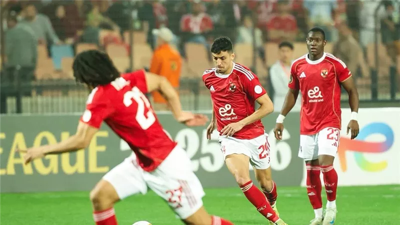 محمود أبو الدهب: أداء الأهلي غير مطمئن «وممكن يطلع من غير أي بطولة»