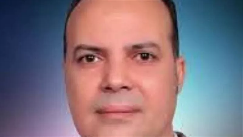 تعليم سوهاج إحالة مدير مدرسة و20 موجهاً للتحقيق لهذه الأسباب