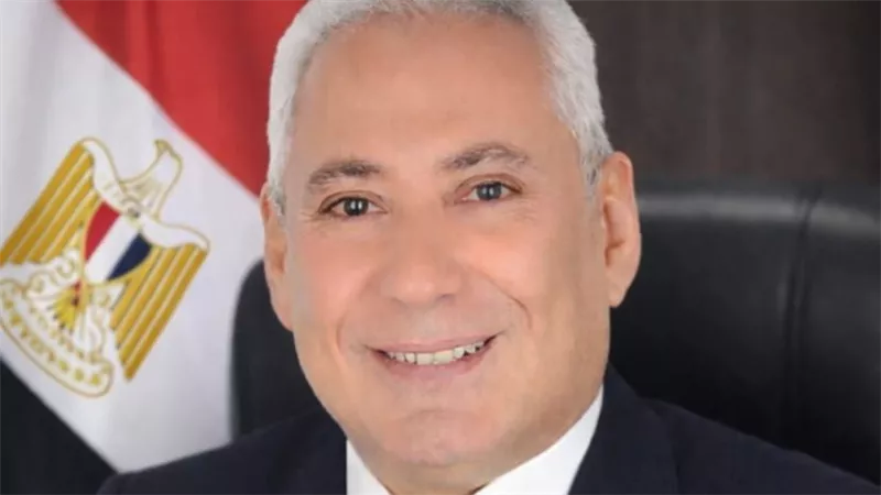 رئيس جامعة المنيا يهنئ اللواء عماد كدواني بتجديد الثقة 