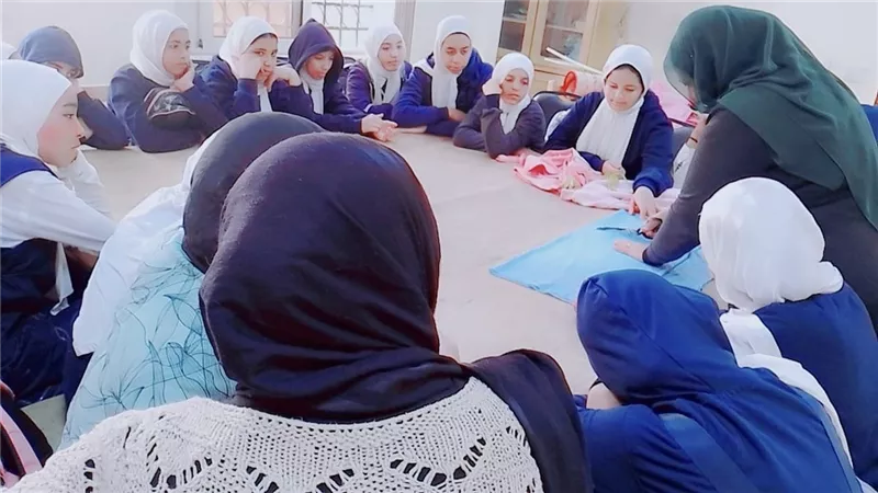 ورش التفصيل والخياطة تواصل فعالياتها بقصر ثقافة جمال عبد الناصر بأسيوط