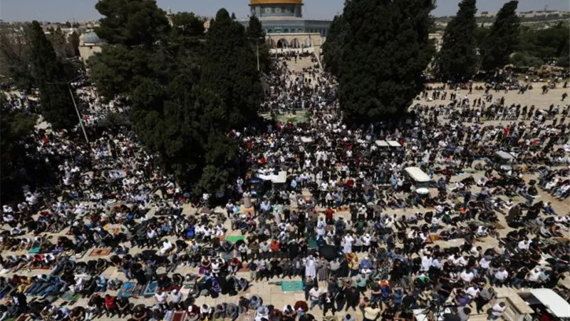 الاحتلال يعرقل تجهيز المسجد الأقصى لاستقبال شهر رمضان ويصعد إجراءاته 