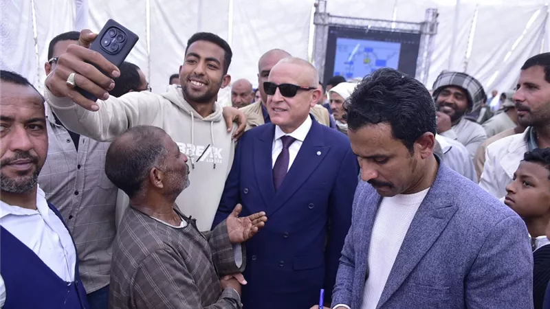 محافظ الأقصر يفتتح 9 محطات صرف صحي بمركز ومدينة إسنا