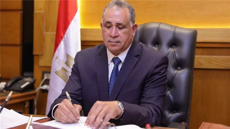 نقيب المحامين يقرر صرف 500 جنيه منحة استثنائية لأصحاب المعاشات