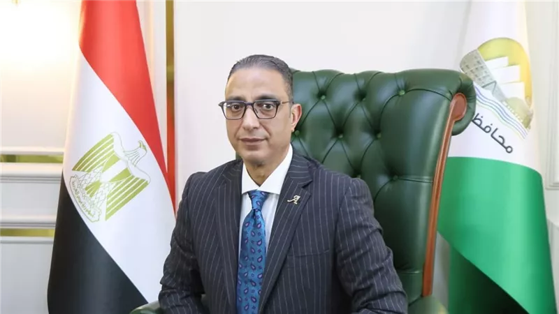 محافظ الجيزة يتسلم مهامه ويؤكد: سأبذل قصارى جهدي لخدمة المواطنين