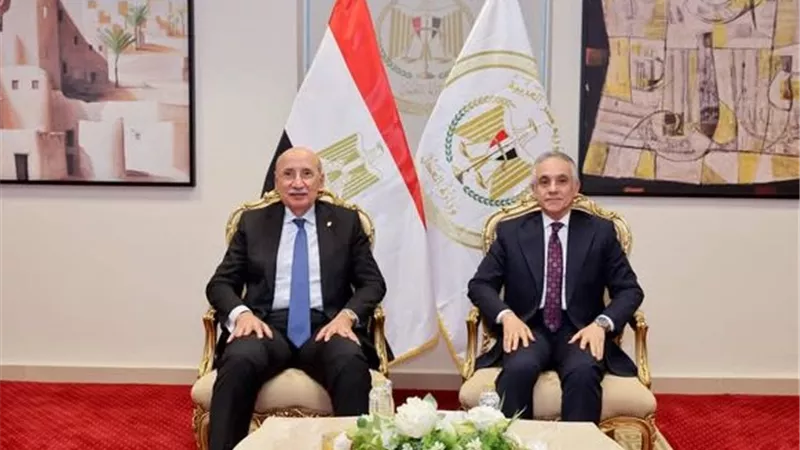 رئيس مجلس القضاء الأعلى يهنئ وزير العدل بتوليه المنصب الجديد| صور