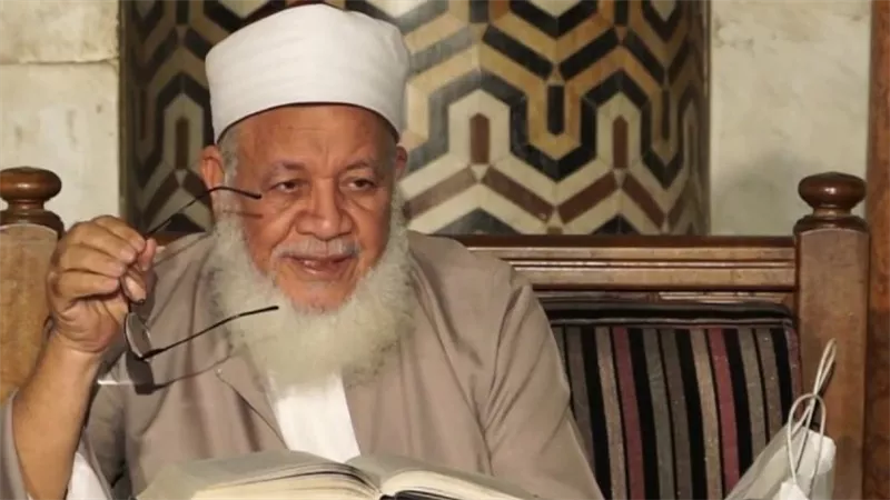 شيخ الفقه المقارن.. محطات مضيئة في حياة الدكتور أحمد طه ريان