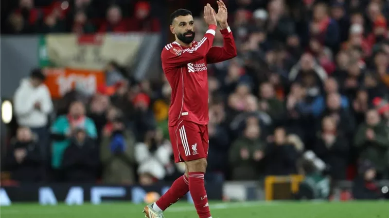هل يرحل محمد صلاح عن ليفربول؟ أسطورة النادي يجيب