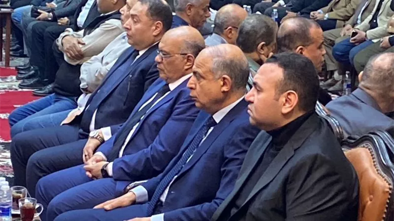 محافظ المنيا ومدير الأمن يتقدمان مشيعي اللواء مصطفى خليل