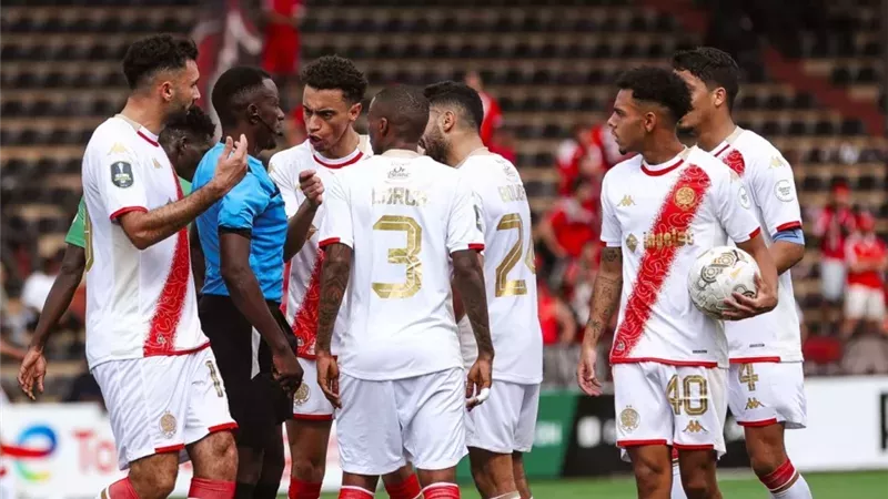 الوداد يستأنف تدريباته ويستعد لمواجهة أولمبيك الدشيرة في الدوري المغربي