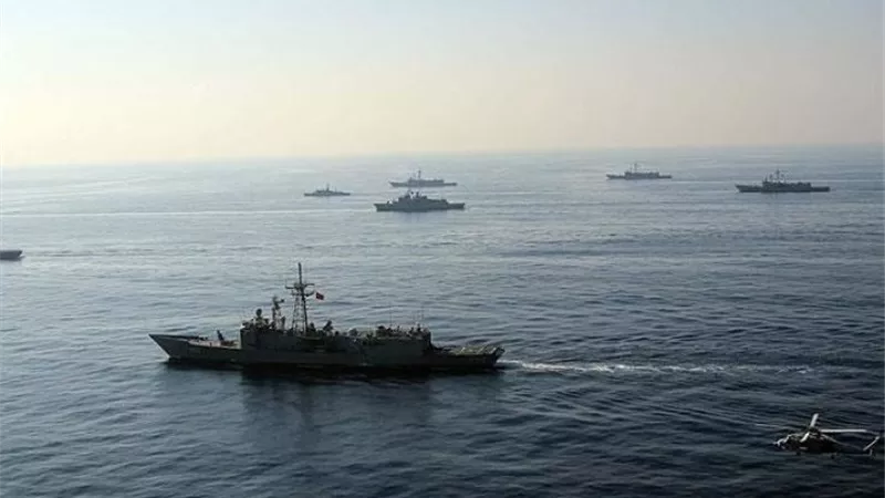 طهران تغلق مضيق هرمز مؤقتاً خلال مناورات عسكرية واسعة النطاق