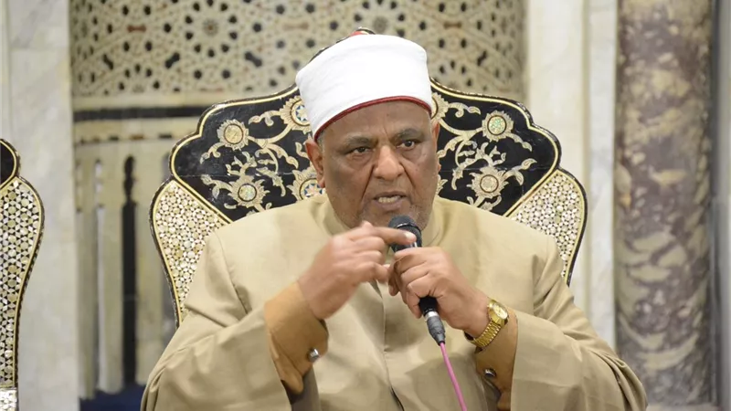 رغم مناقشته له.. شومان: الأزهر لم يمنح الدكتوراه للمتطاول على والدي النبي