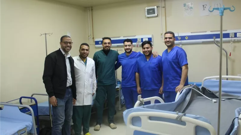 مستشفيات جامعة بني سويف تبتكر أول سرير متطور لمرضى الحروق في مصر