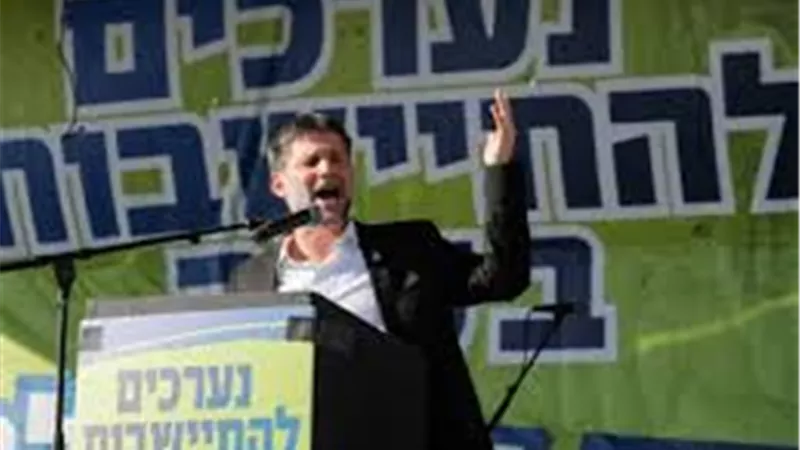 سموتيريتش: سأشجع هجرة الفلسطينيين من الضفة الغربية وقطاع غزة