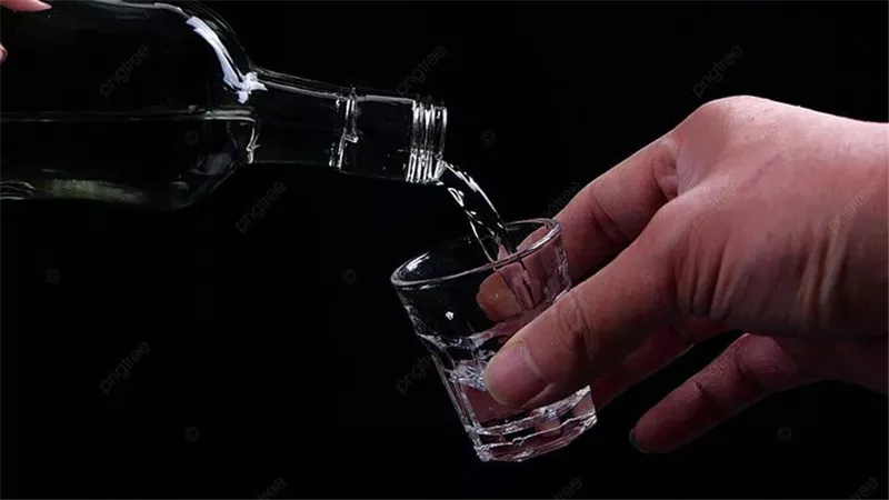 موعد نظر دعوى إلغاء حظر الخمور وإغلاق البارات والملاهي الليلية في رمضان