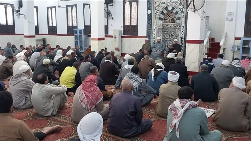أوقاف الإسماعيلية تختتم فعاليات الدورة التدريبية للعمال والمؤذنين