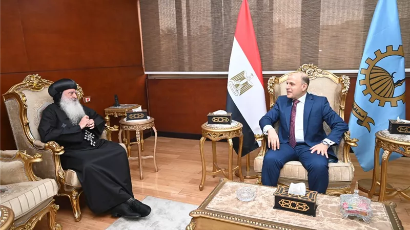 محافظ الغربية يستقبل الأنبا بولا للتهنئة بتوليه مهام منصبه وبشهر رمضان
