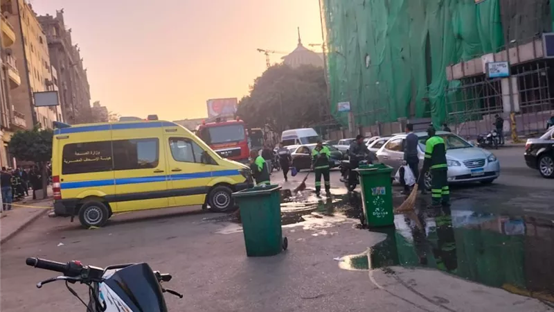 الحماية المدنية تسيطر على حريق مخزن كماليات سيارات بمنطقة التوفيقية|صور
